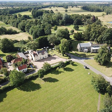 The Bedingfeld Arms Hotel Oxborough Exterior photo