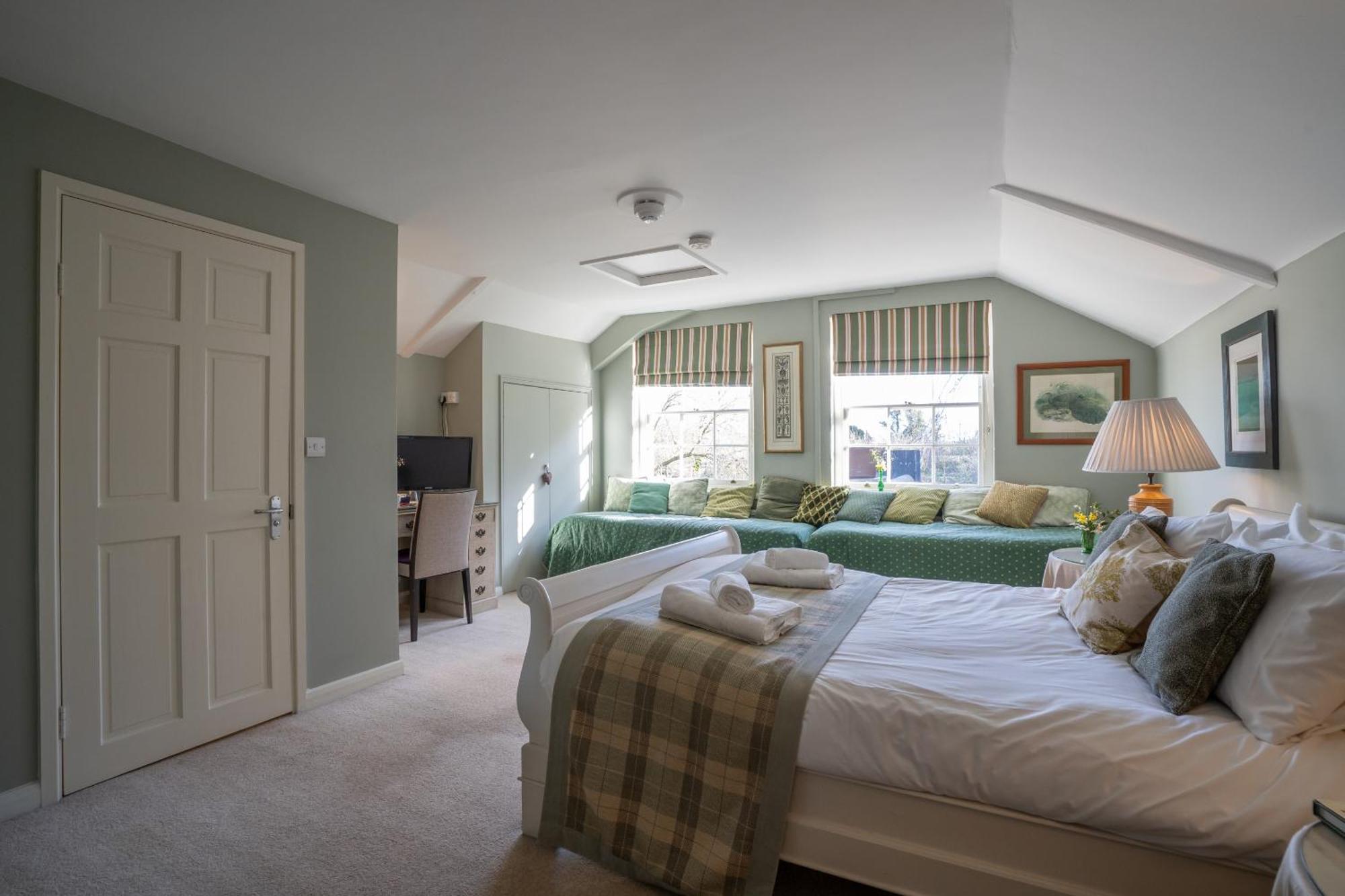 The Bedingfeld Arms Hotel Oxborough Room photo