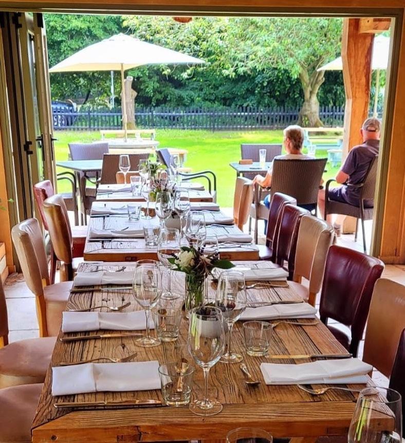 The Bedingfeld Arms Hotel Oxborough Exterior photo