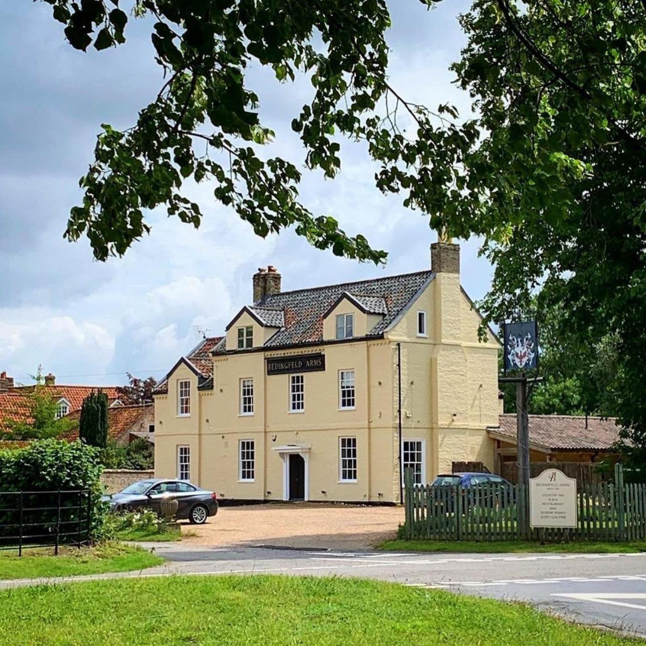 The Bedingfeld Arms Hotel Oxborough Exterior photo