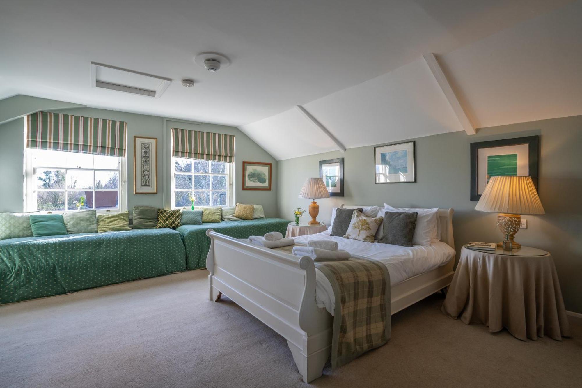 The Bedingfeld Arms Hotel Oxborough Room photo