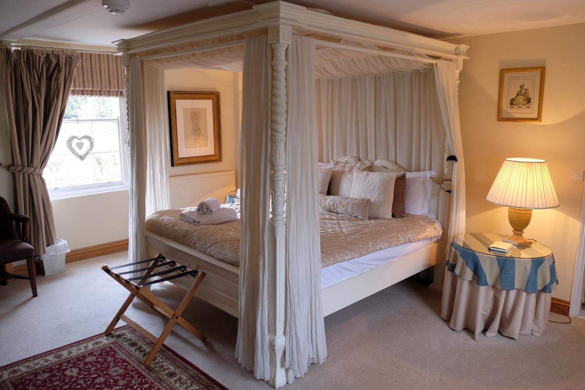 The Bedingfeld Arms Hotel Oxborough Exterior photo