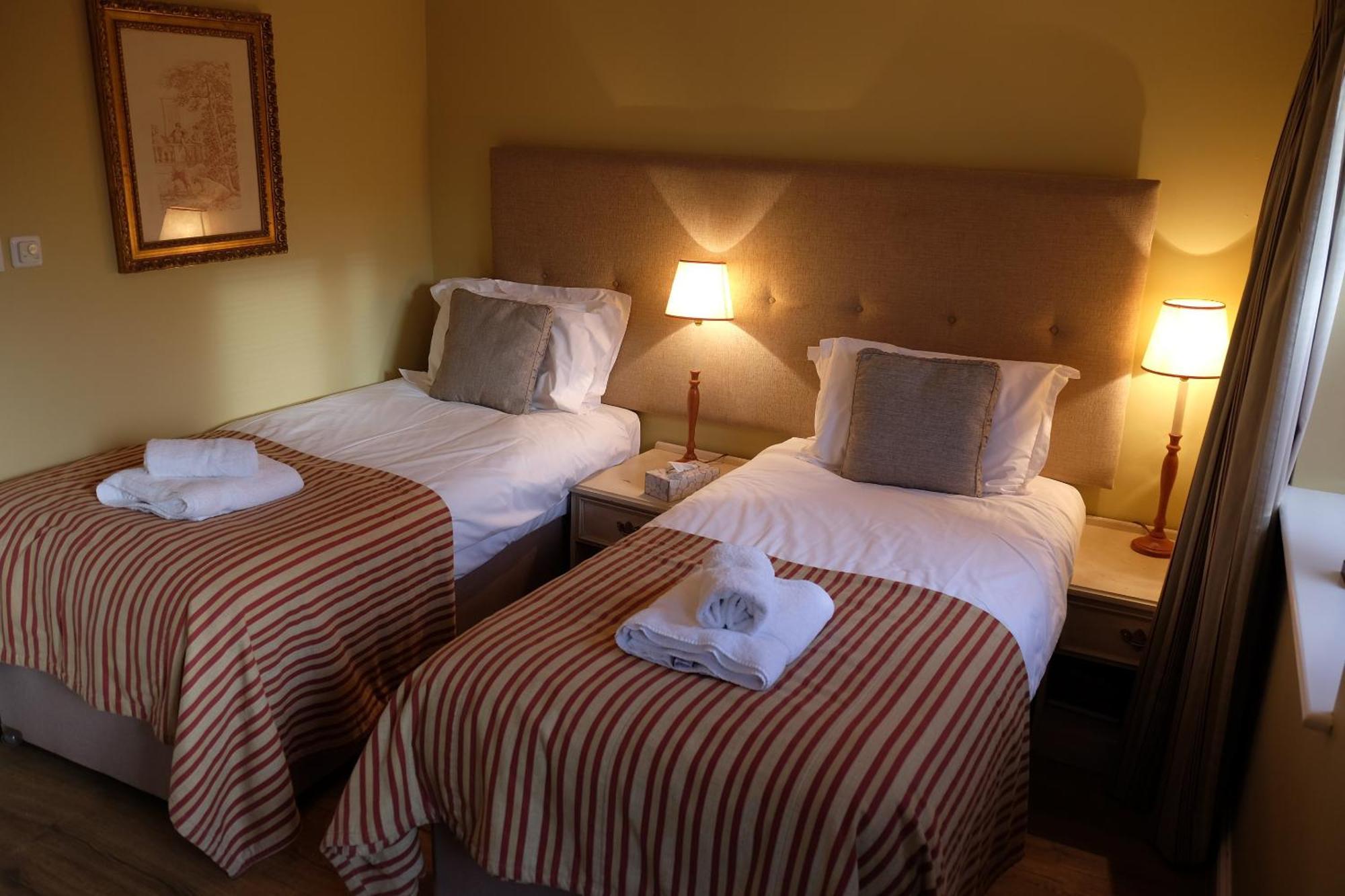 The Bedingfeld Arms Hotel Oxborough Room photo